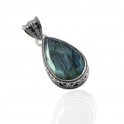 Pear Shape Labradorite Gemstone Pendant Solid 925 Sterling Silver Handmade Oxidized 925 Stamped Silver Jewelry