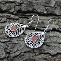 Attract Nice Red Onyx 925 Sterling Silver Earring