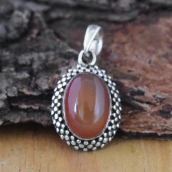 Beautiful Red Onyx 925 Sterling Silver Pendant