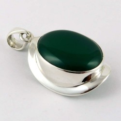 Spectacular !! Green Onyx 925 Sterling Silver Pendant