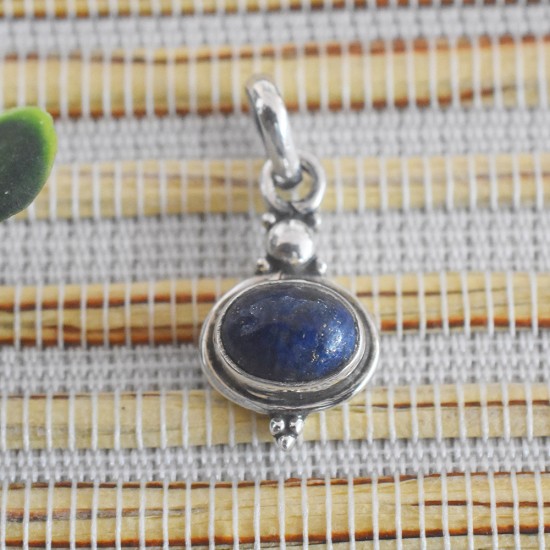 Lapis Lazuli Oval Cabochon 925 Stealing Silver Pendant