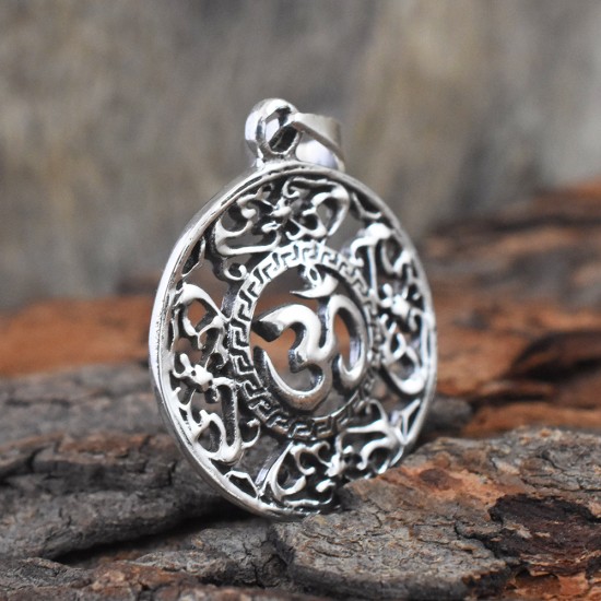 Round Aum Silver 925 Sterling Silver Pendant