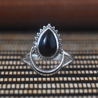 Beautiful!! Black onyx 925 Sterling Ring