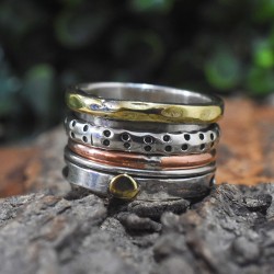 Beautiful Hammered Designed Plain Silver Spinner Band