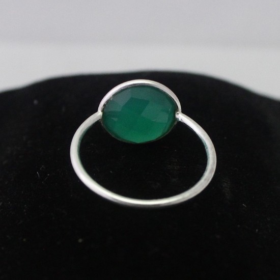 Alluring Green Onyx 925 Sterling Silver Ring
