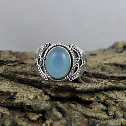 Chalcedony Oval Shape 925 Sterling Silver Ring Jewelry