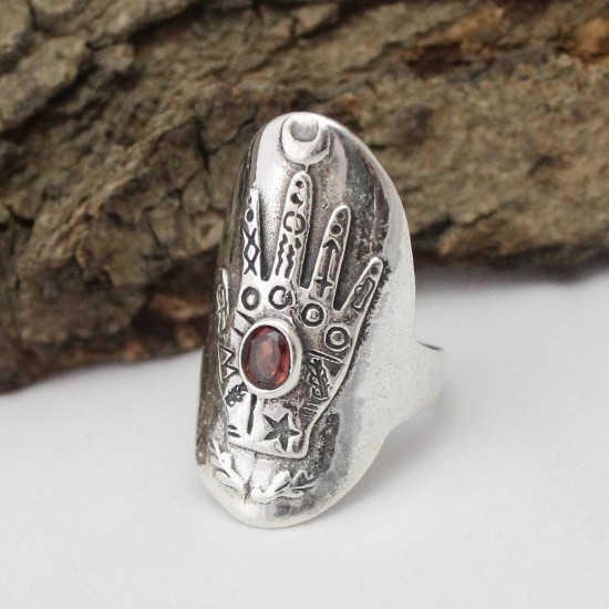 Completed Night !! Attractive Red Garnet 925 Sterling Silver Ring