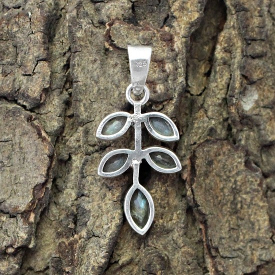 Labradorite Gemstone 925 Sterling Silver Leaf Design Pendant