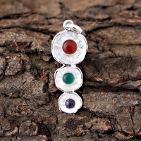 Red Onyx, Green Onyx, Iolite Round Shape 925 Sterling Silver Pendant Jewelry For Her