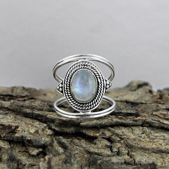 Natural Rainbow Moonstone 925 Sterling Silver Oval Shape Ring Jewelry