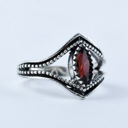 Natural Red Garnet Ring Solid 925 Sterling Silver Oxidized Jewelry Wholesale Silver Jewelry Manufacture Silver Jewelry