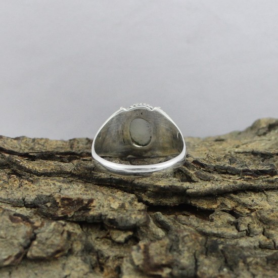 Admirable Oval Shape White Moonstone 925 Sterling Silver Ring