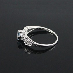 Amazing Light !! Rhodium Plated Blue Topaz 925 Sterling Silver Ring
