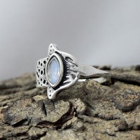  Authentic Rainbow Moonstone 925 Sterling Silver Handmade Ring