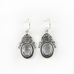 Charming Rainbow Moonstone 925 Sterling Silver Earring